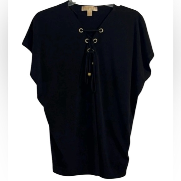 Michael Kors Medium short sleeve solid black blouse with Grommet lace up front - Picture 1 of 3